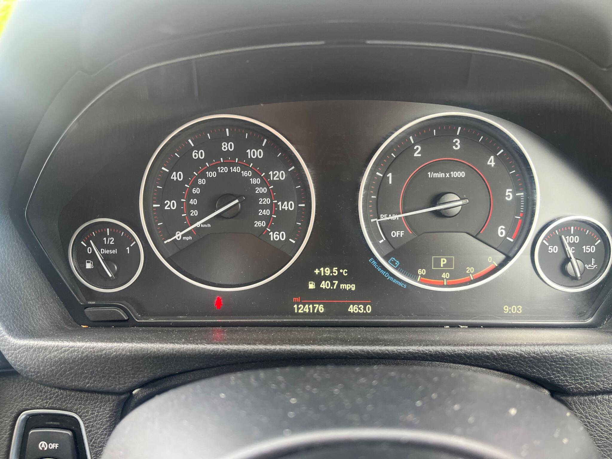 BMW 3 Series view 37