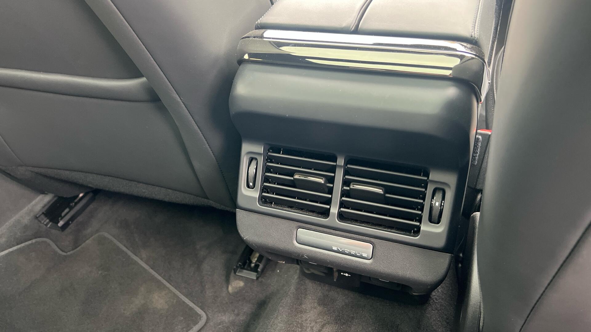 Land Rover Range Rover Evoque view 21