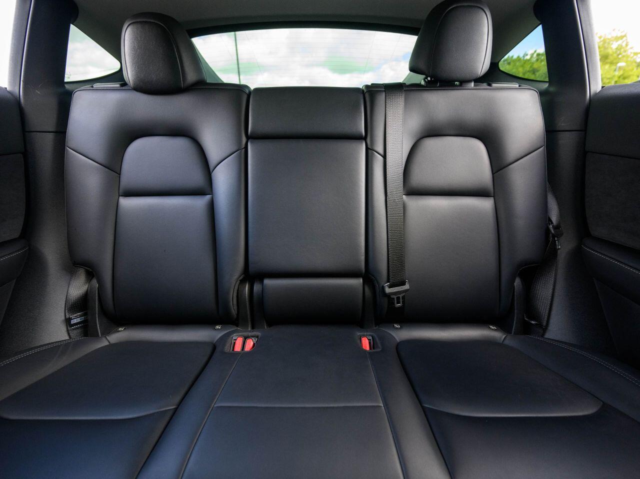 Tesla Model Y view 19