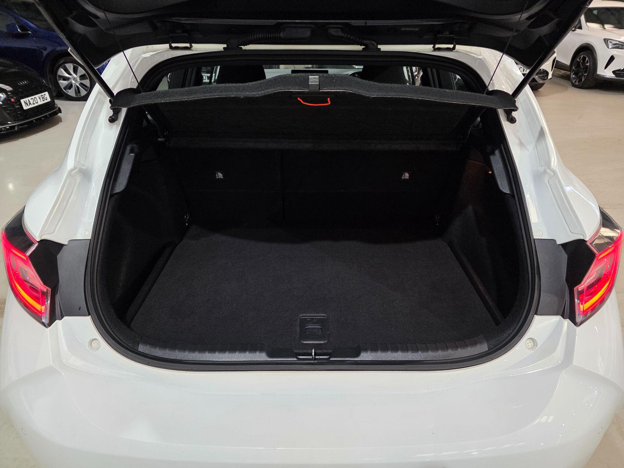 Toyota Corolla view 26