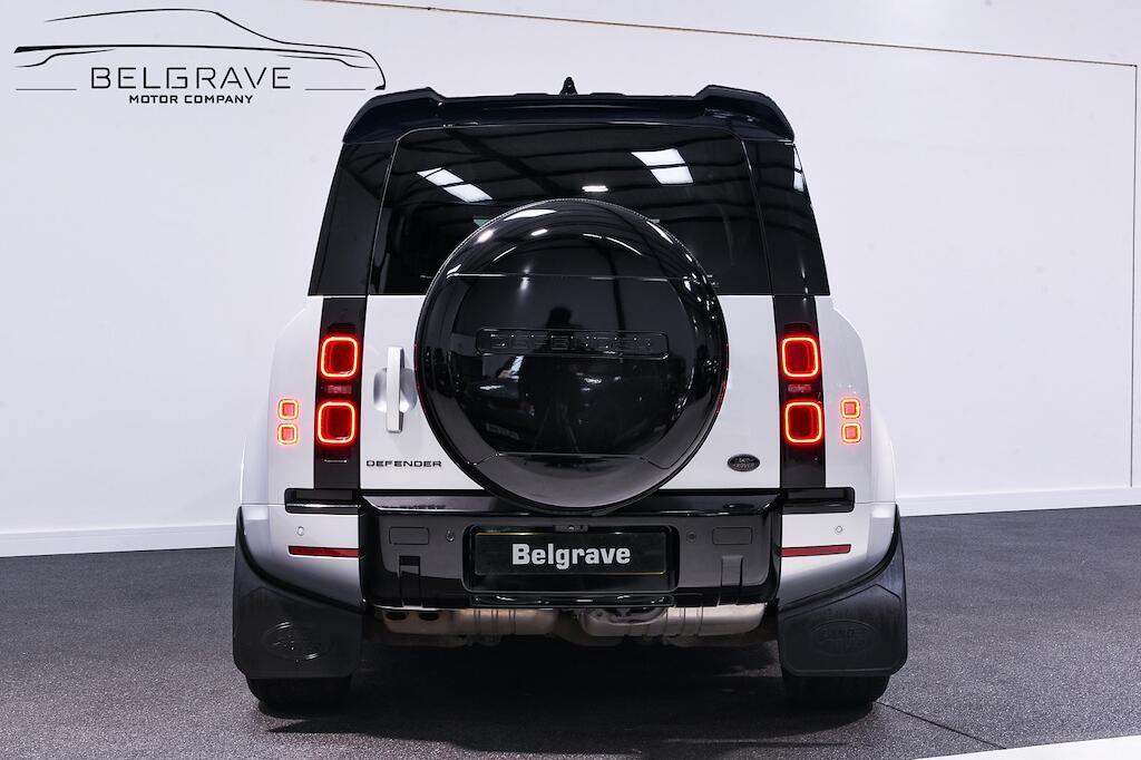 Land Rover Defender view 7