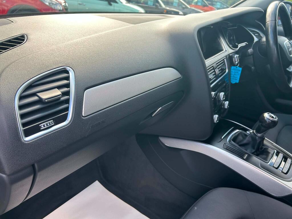 Audi A4 view 19