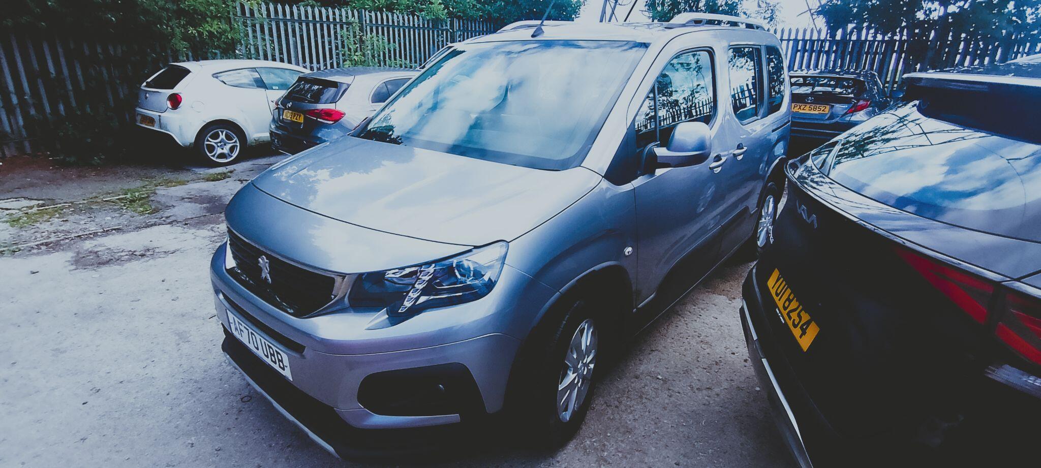 Peugeot Rifter view 18