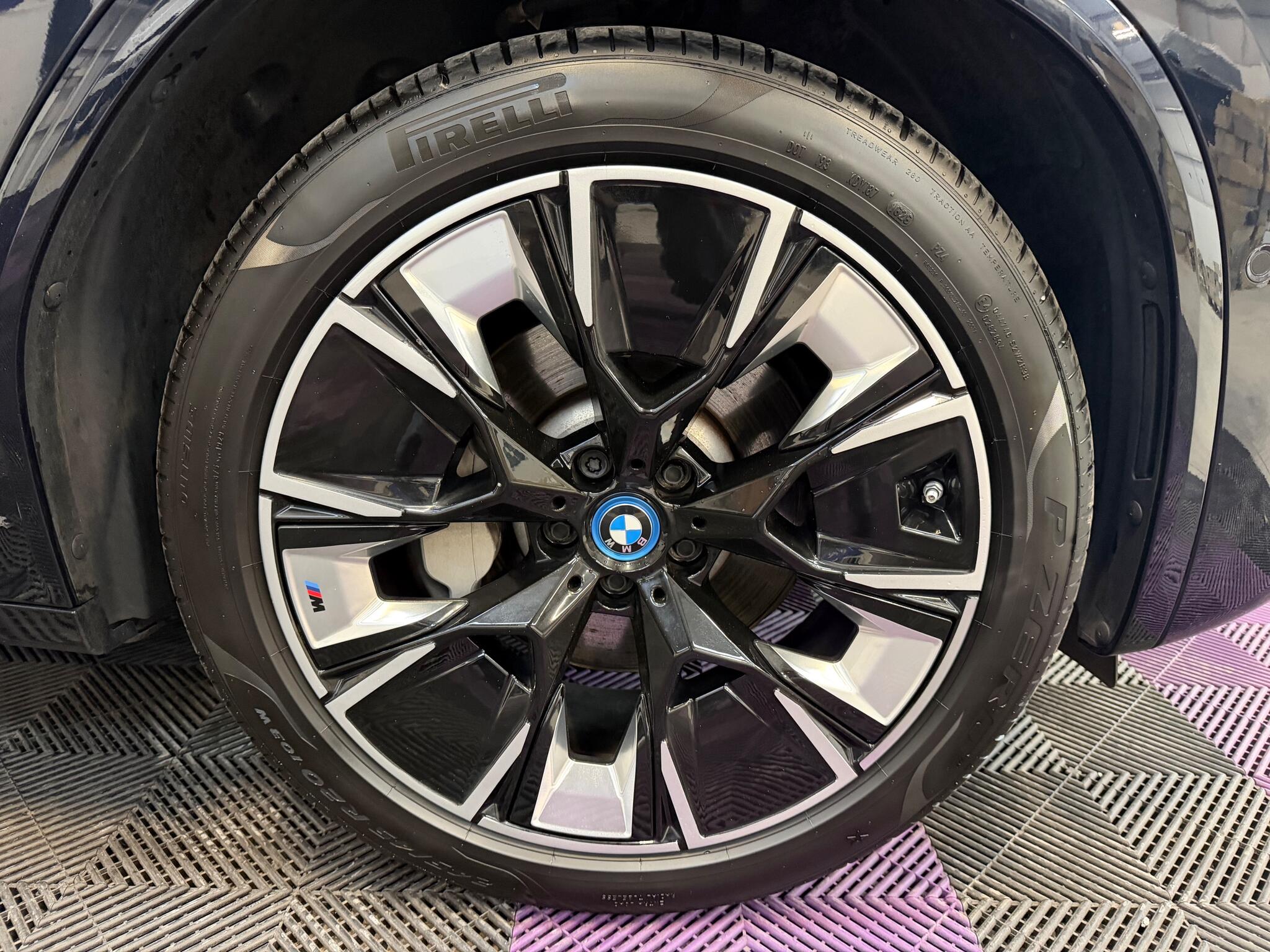 BMW Ix3 view 43