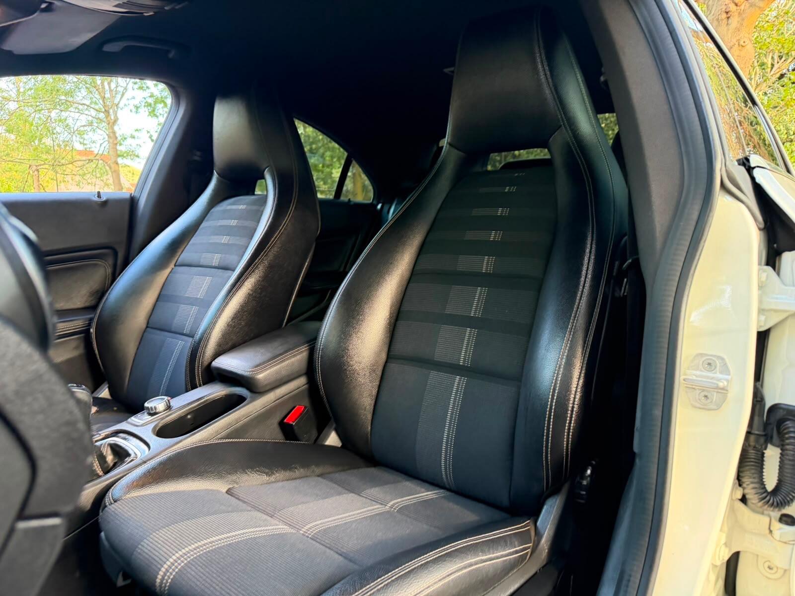 Mercedes-Benz CLA view 12