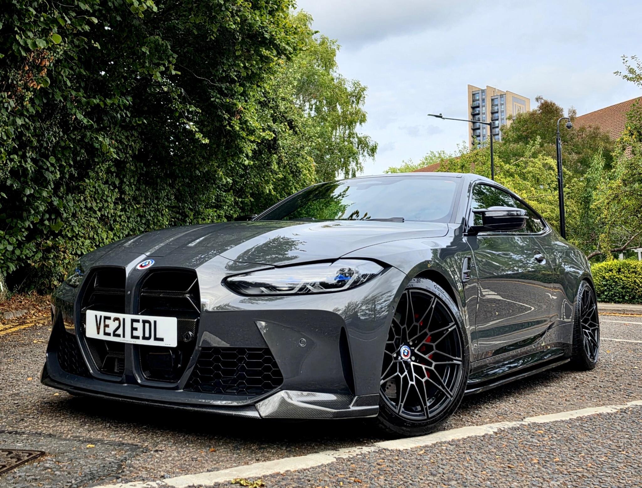 BMW M4 view 11