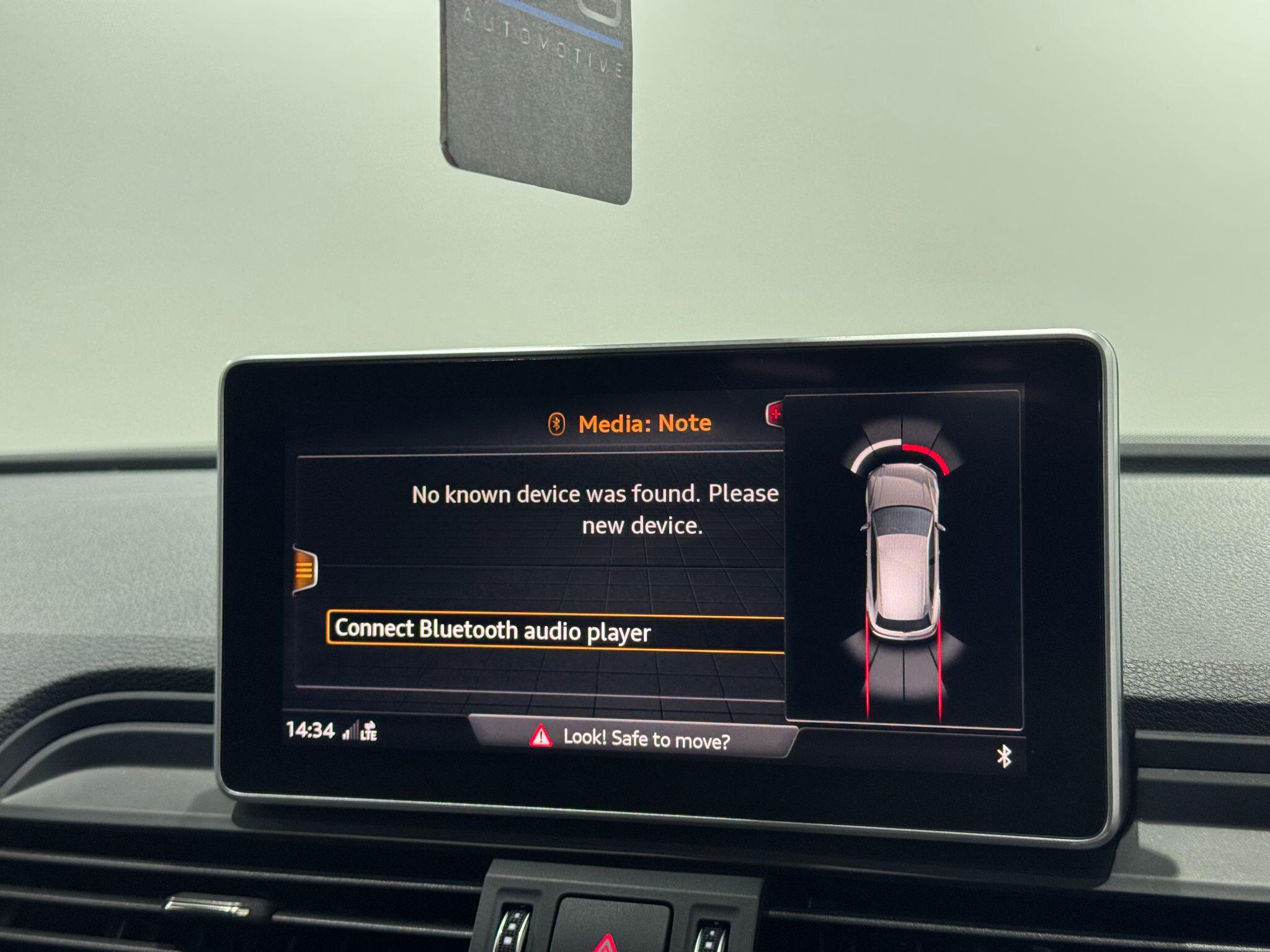 Audi SQ5 view 34