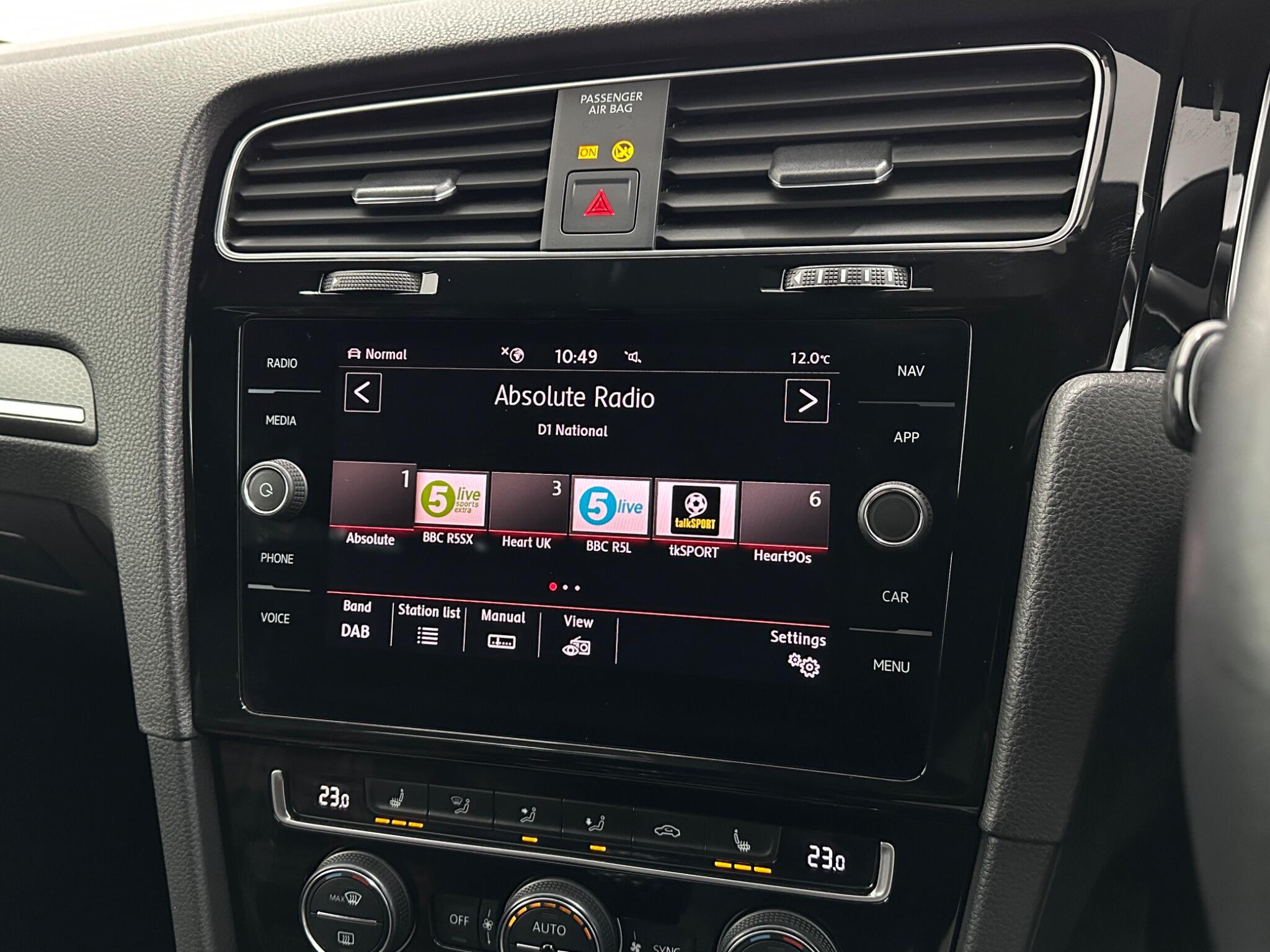 Volkswagen Golf view 27