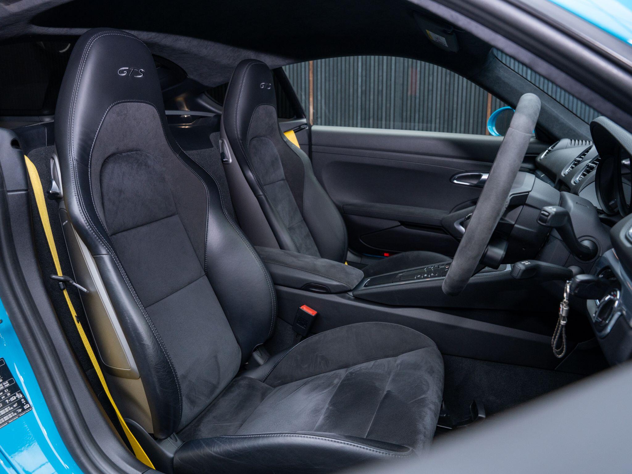 Porsche Cayman view 2