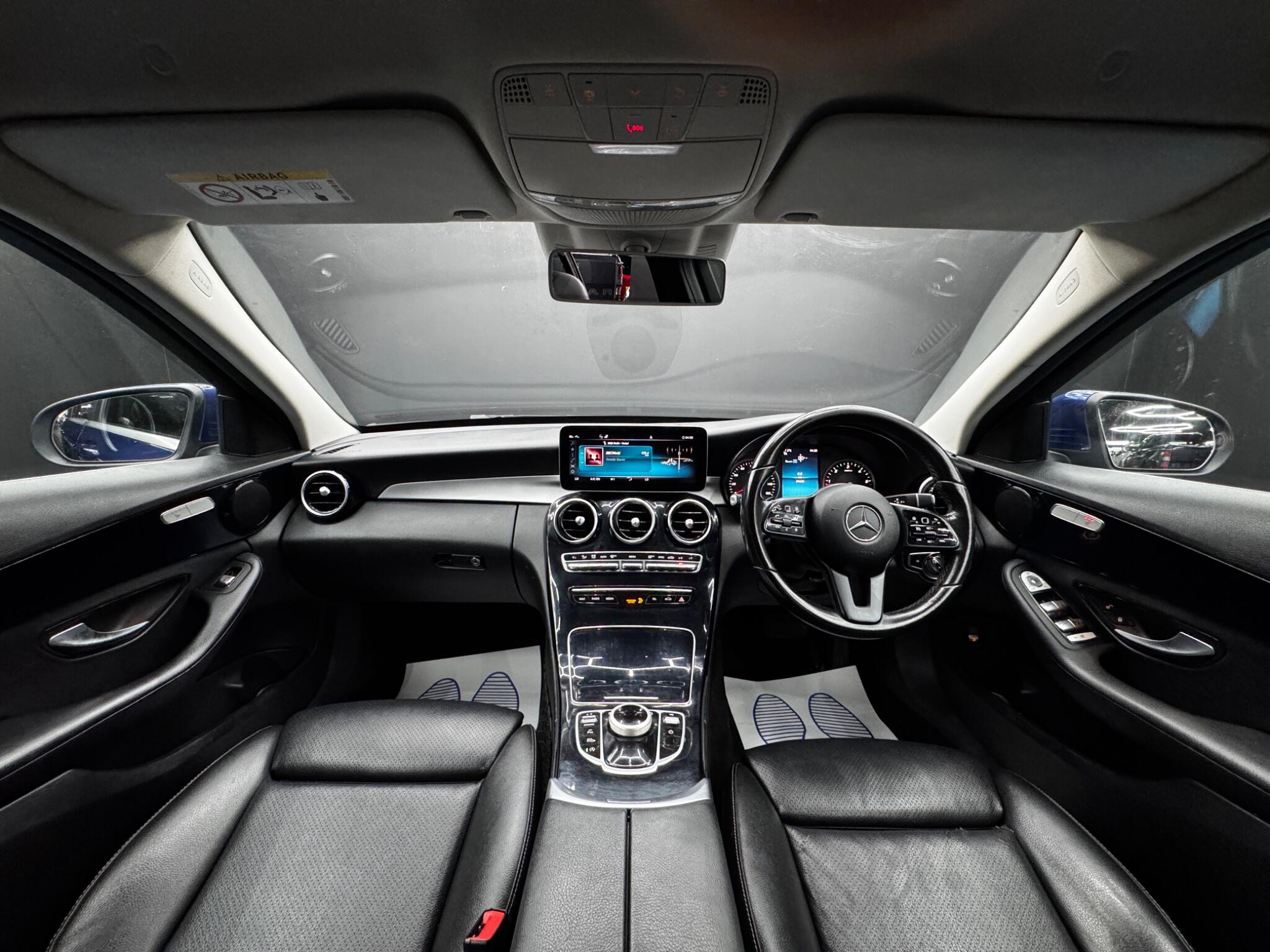 Mercedes-Benz C-Class view 17