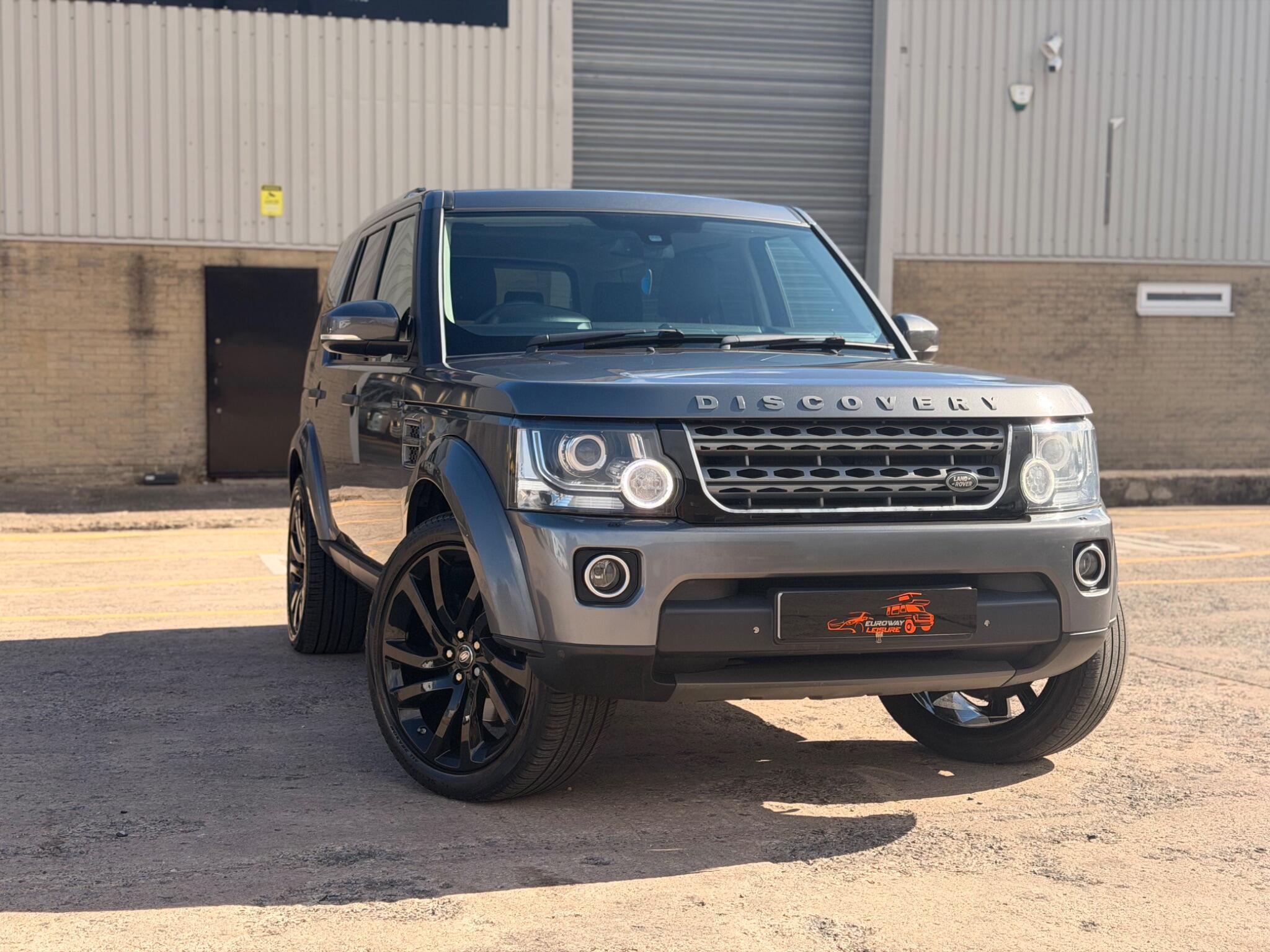 2016 Land Rover Discovery in Grey for sale