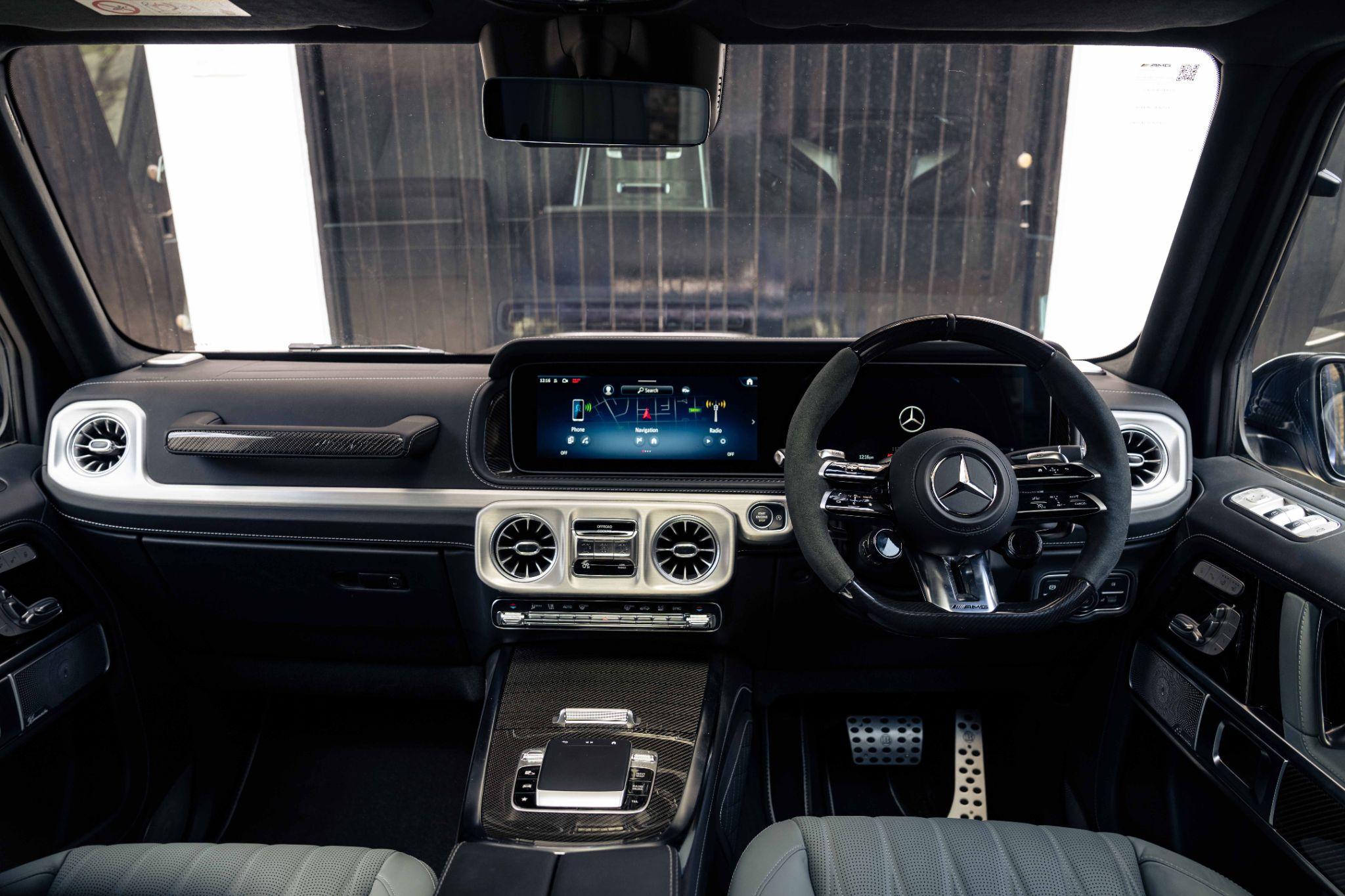 Mercedes-Benz G-Class view 35