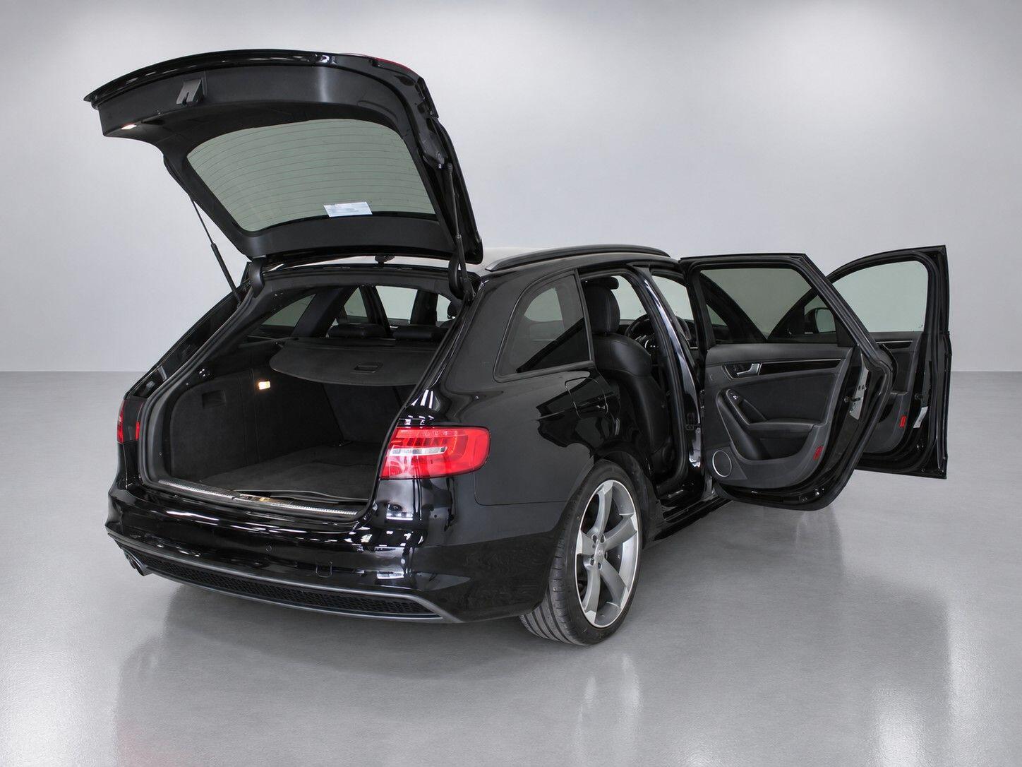 Audi A4 view 22