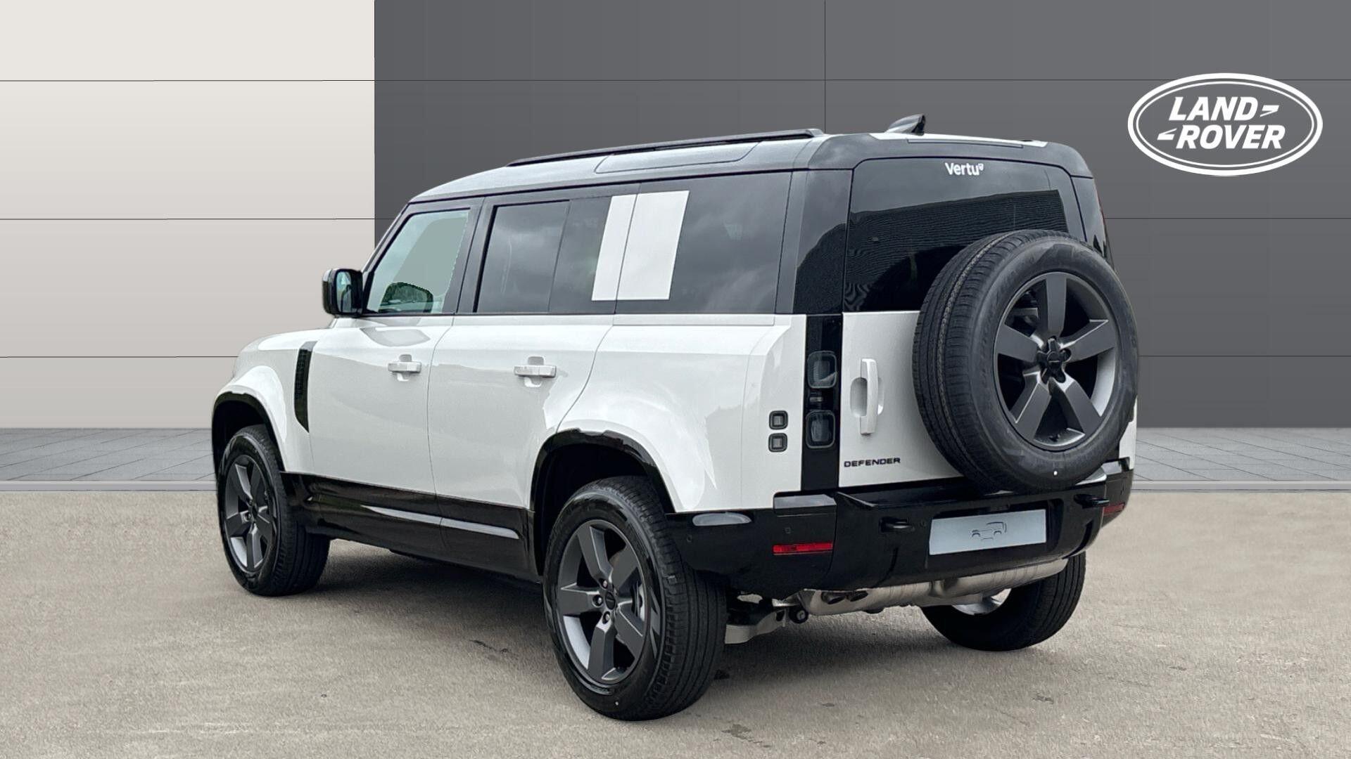 Land Rover Defender view 4