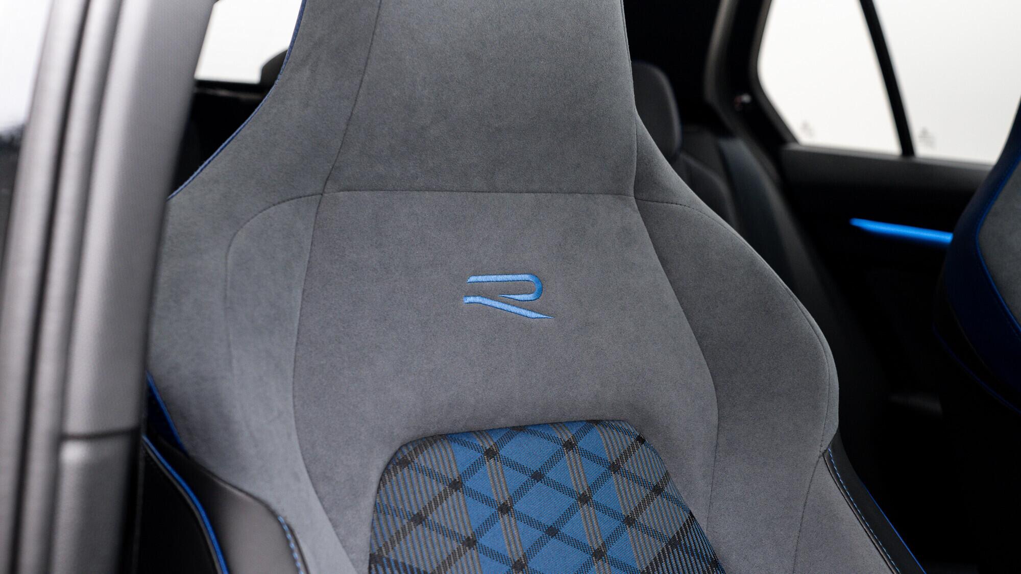 Volkswagen Golf view 32