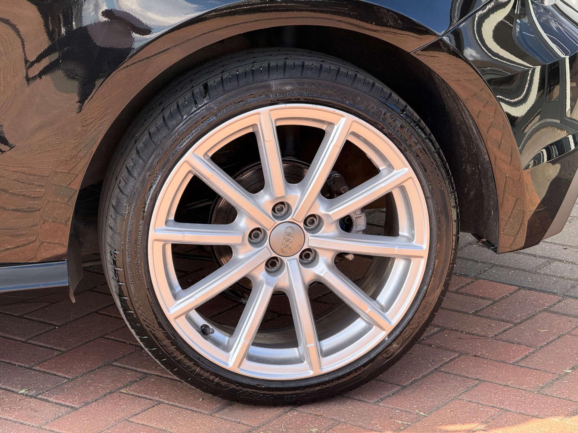 Audi A1 view 8