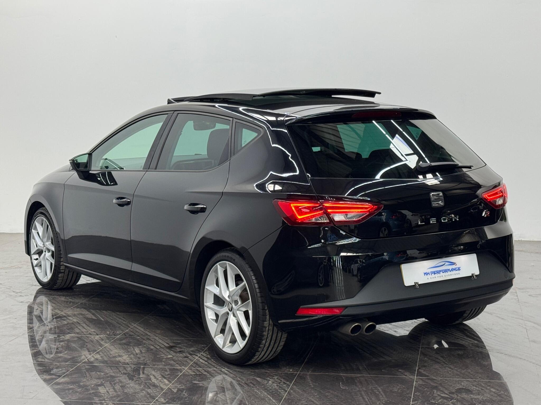 Seat Leon view 7