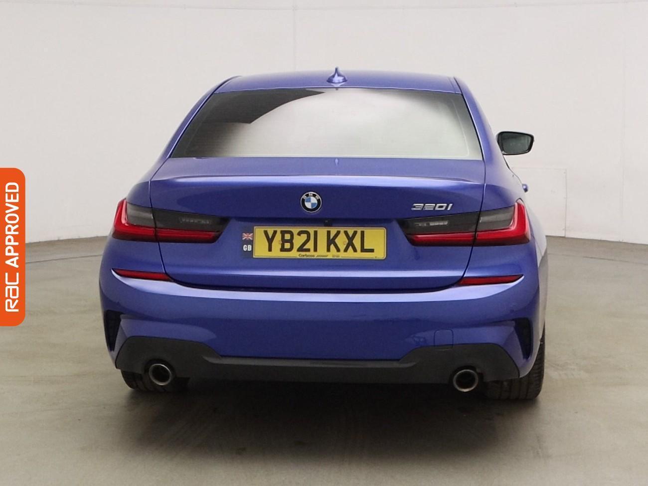 BMW 3 Series view 8