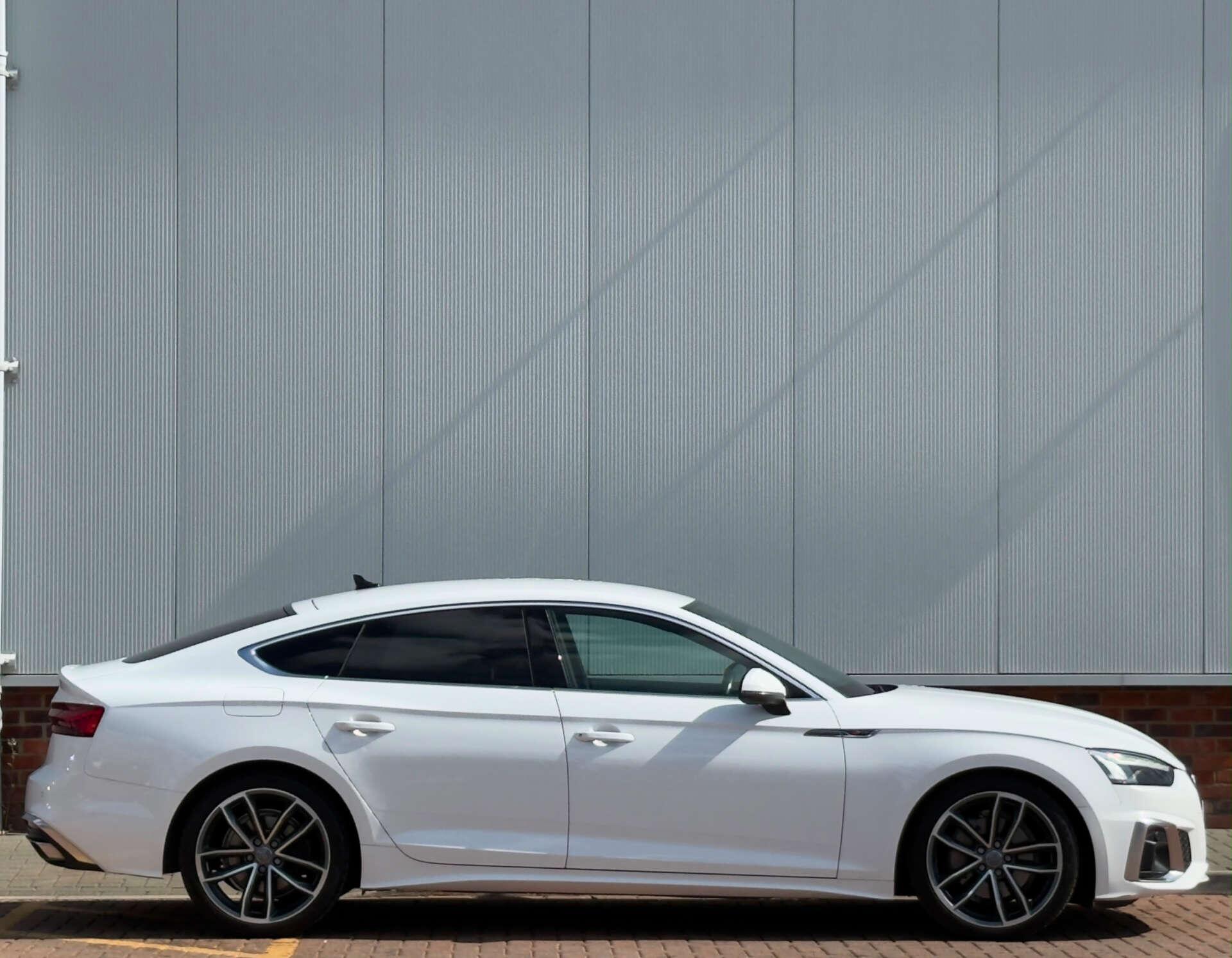 Audi A5 view 10