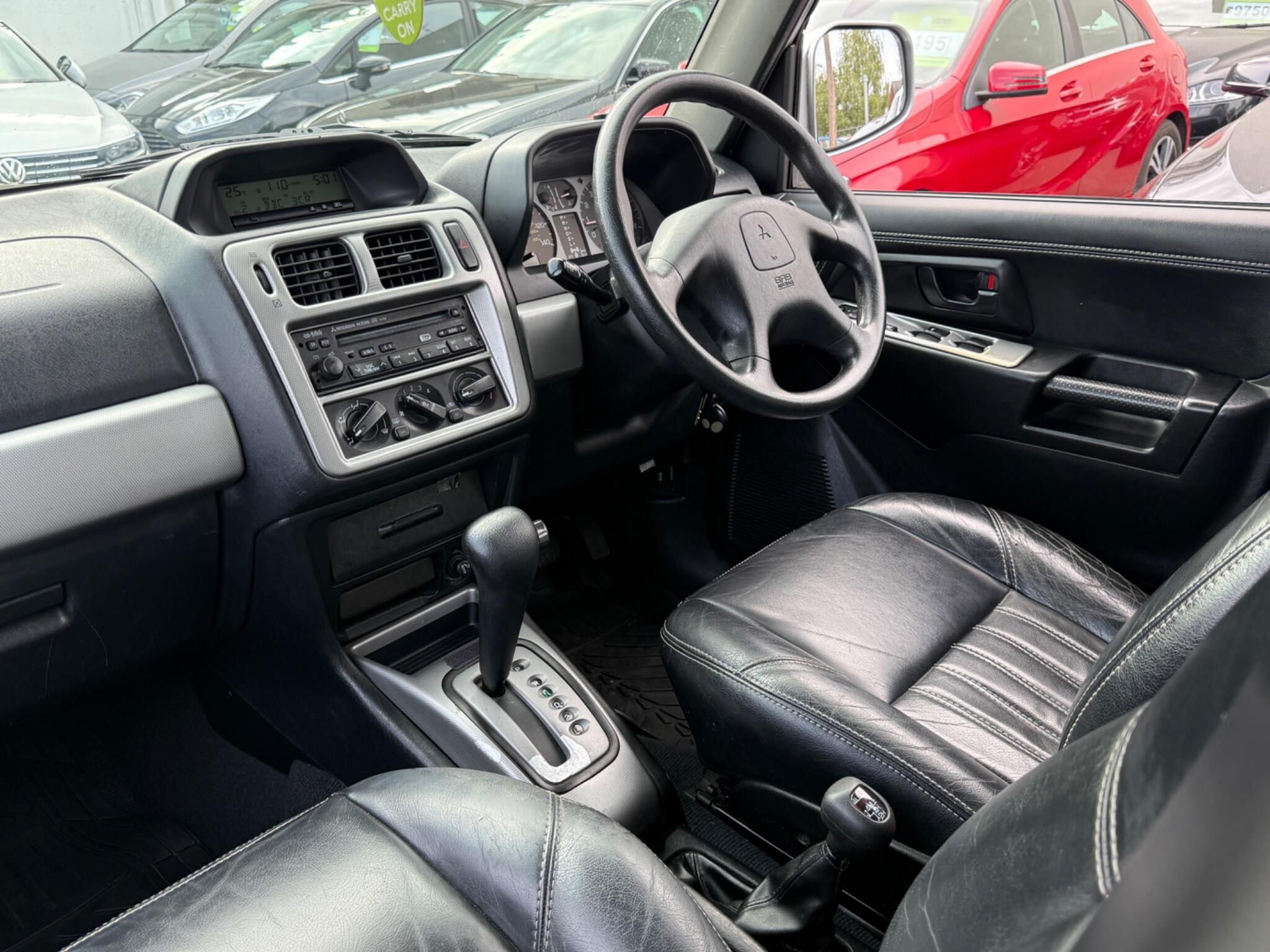 Mitsubishi Shogun Pinin - Image 31