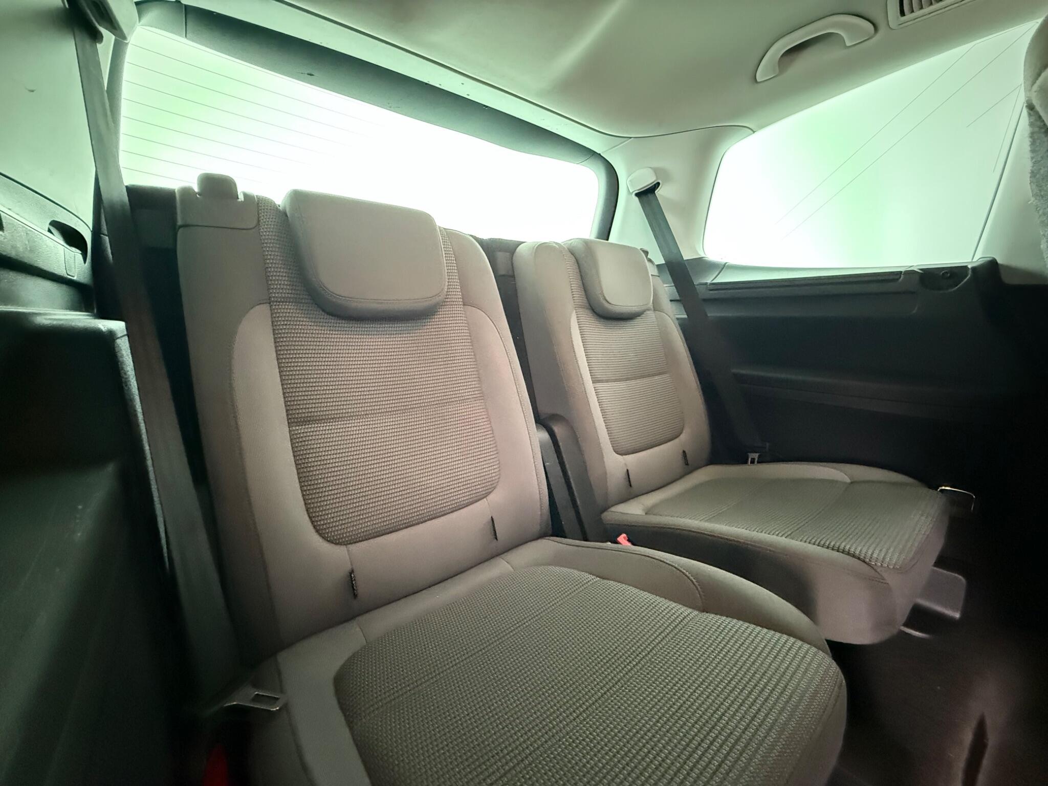 Volkswagen Sharan view 30