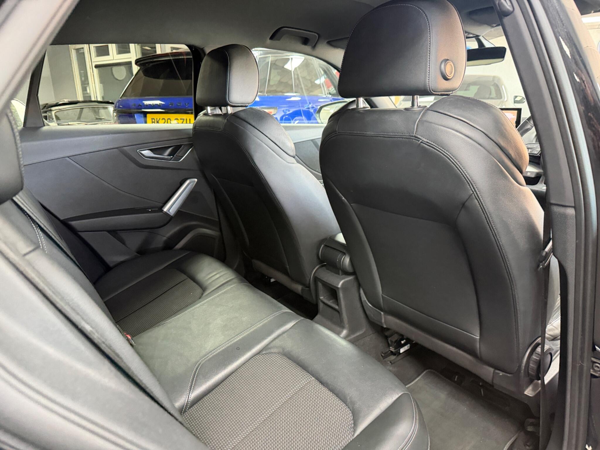 Audi Q2 view 7