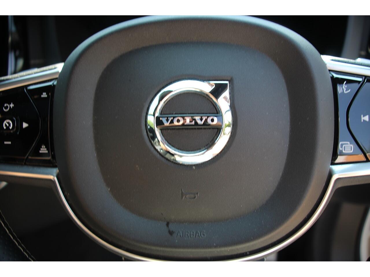 Volvo XC60 view 37