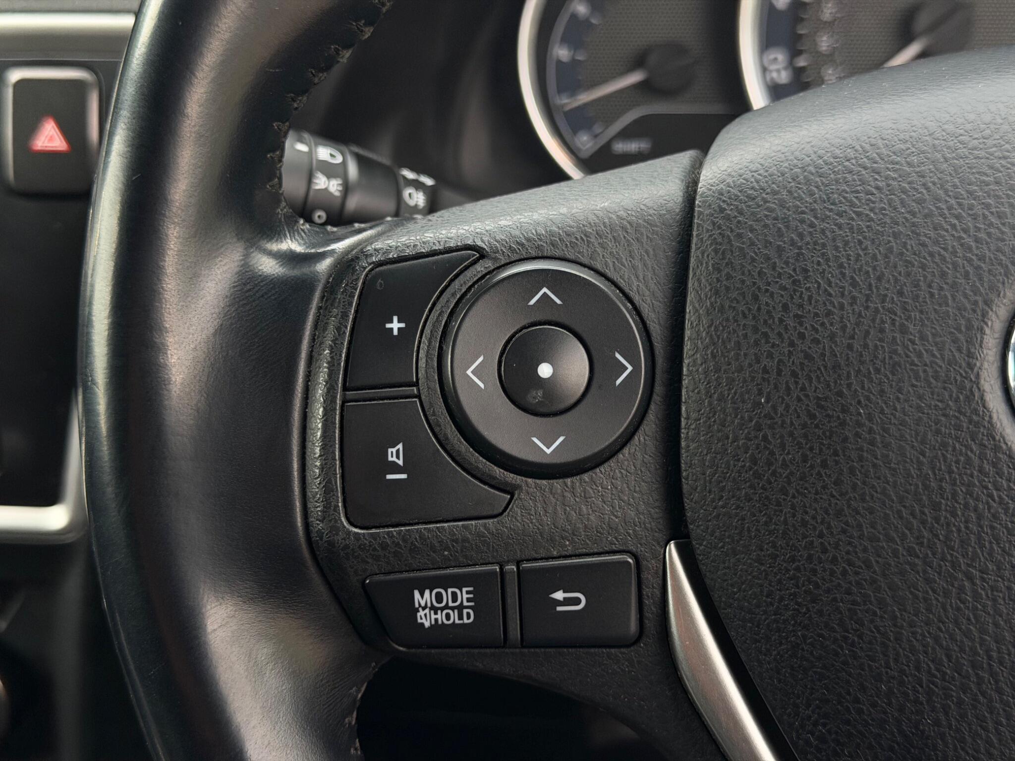 Toyota Auris view 24