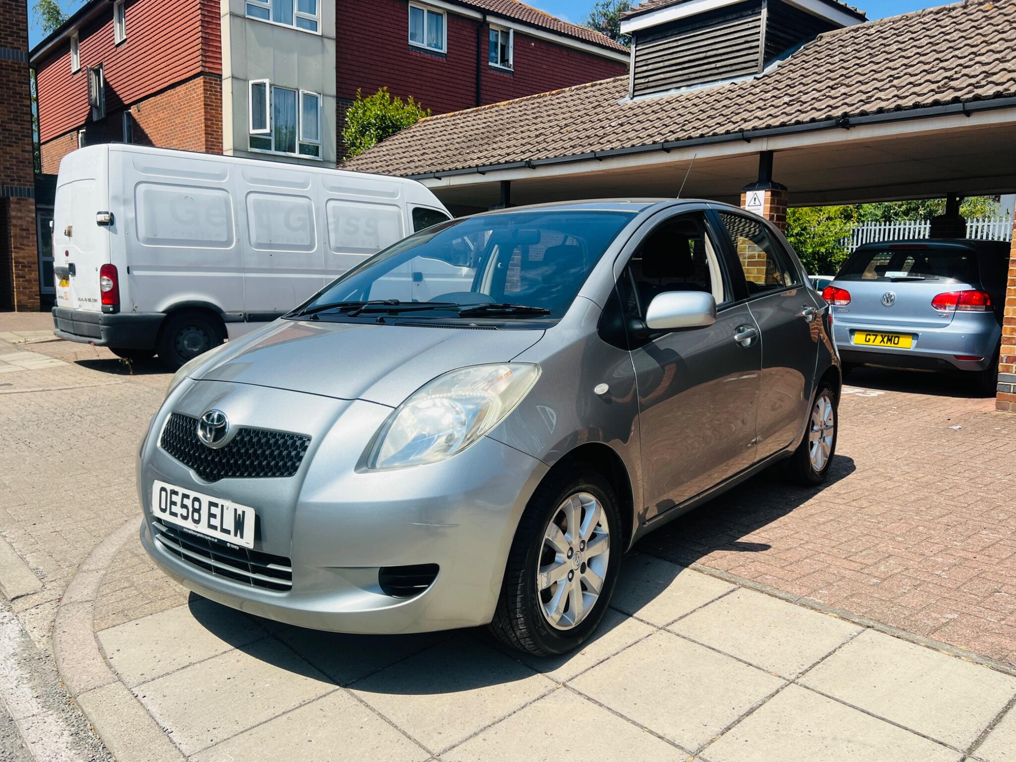 Toyota Yaris view 13