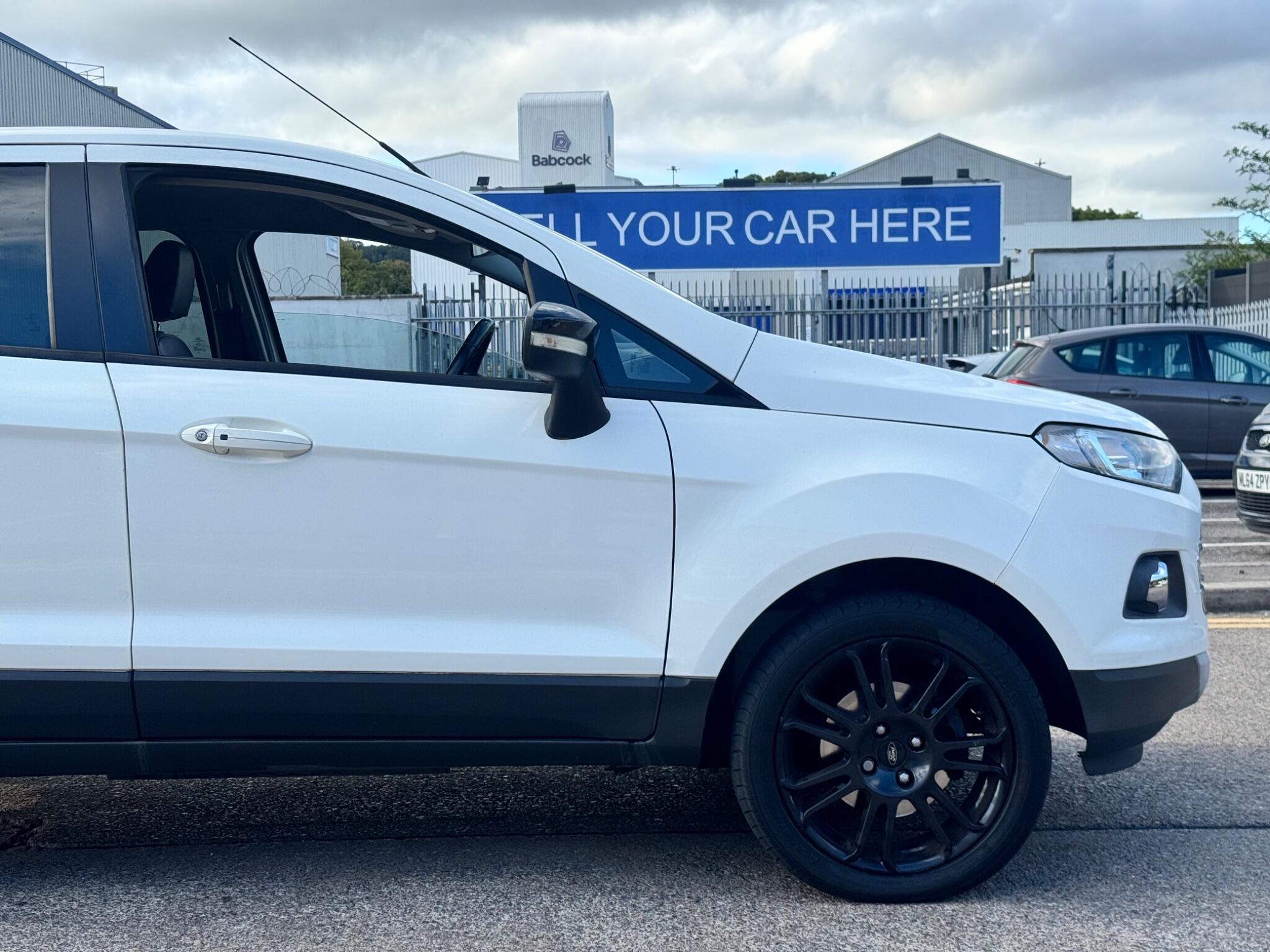 Ford Ecosport view 16