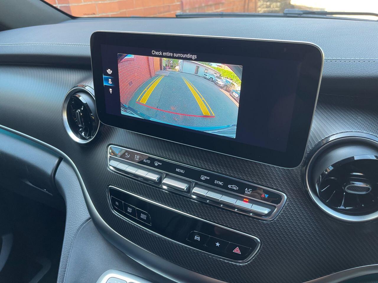 Mercedes-Benz V Class view 19
