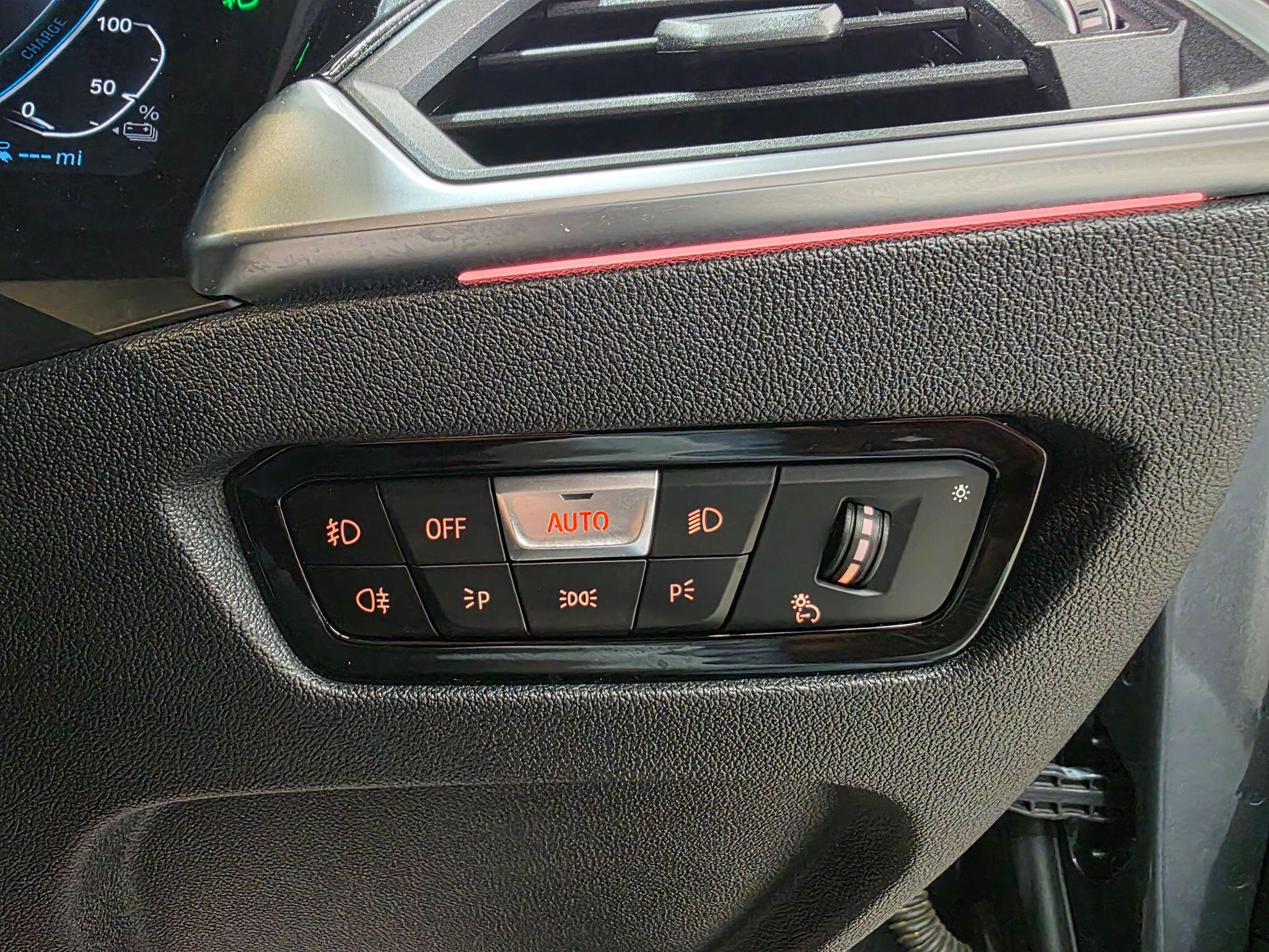 BMW 3 Series view 17