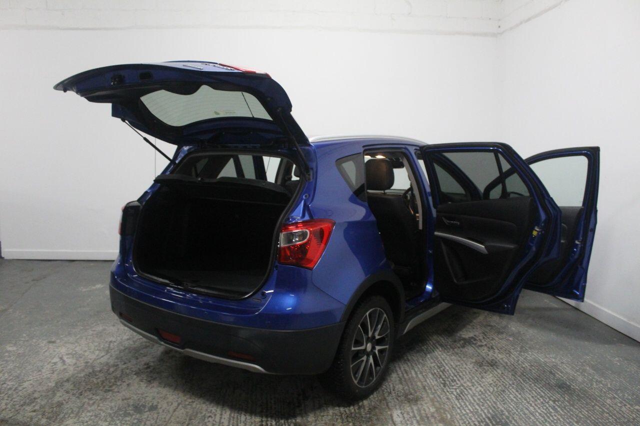 Suzuki SX4 S-Cross view 23