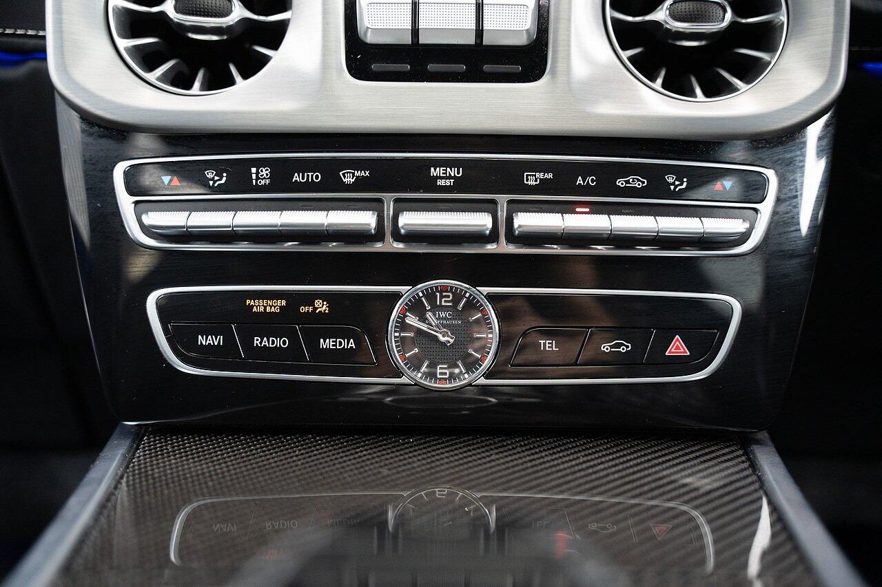 Mercedes-Benz G-Class view 42