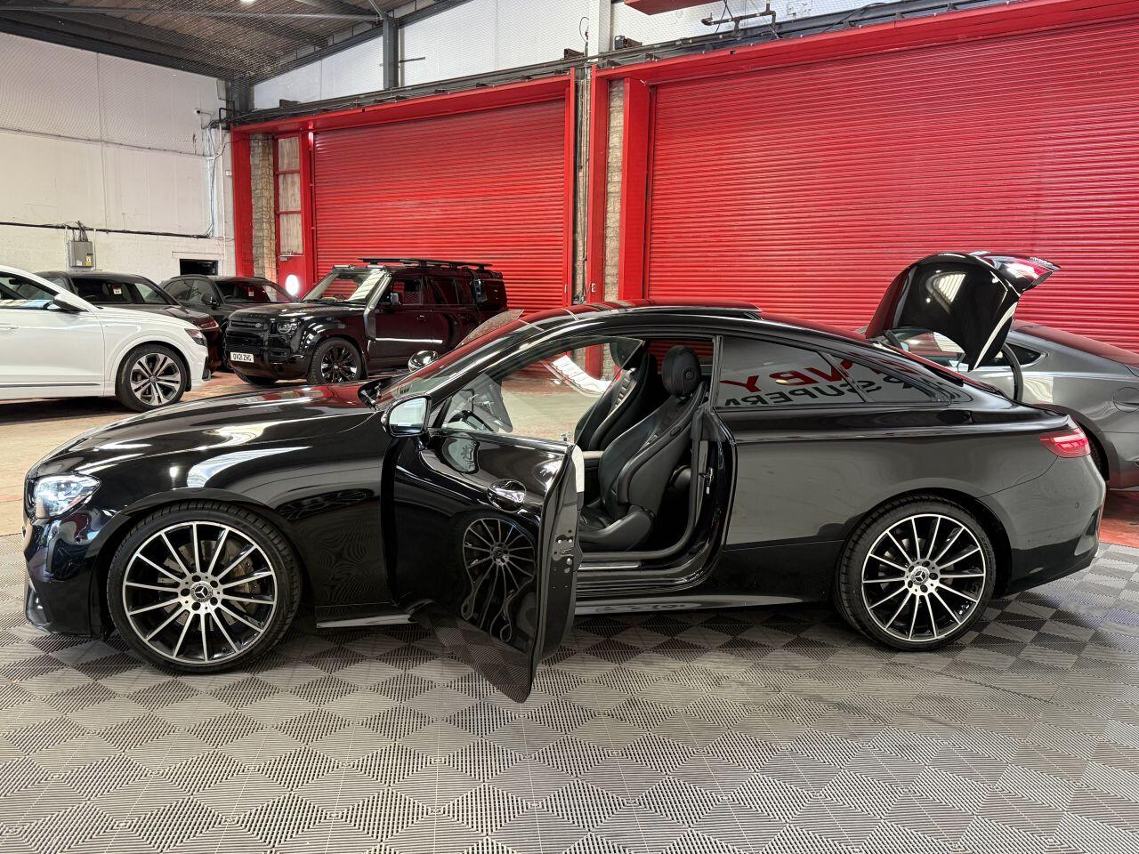 Mercedes-Benz E Class view 12