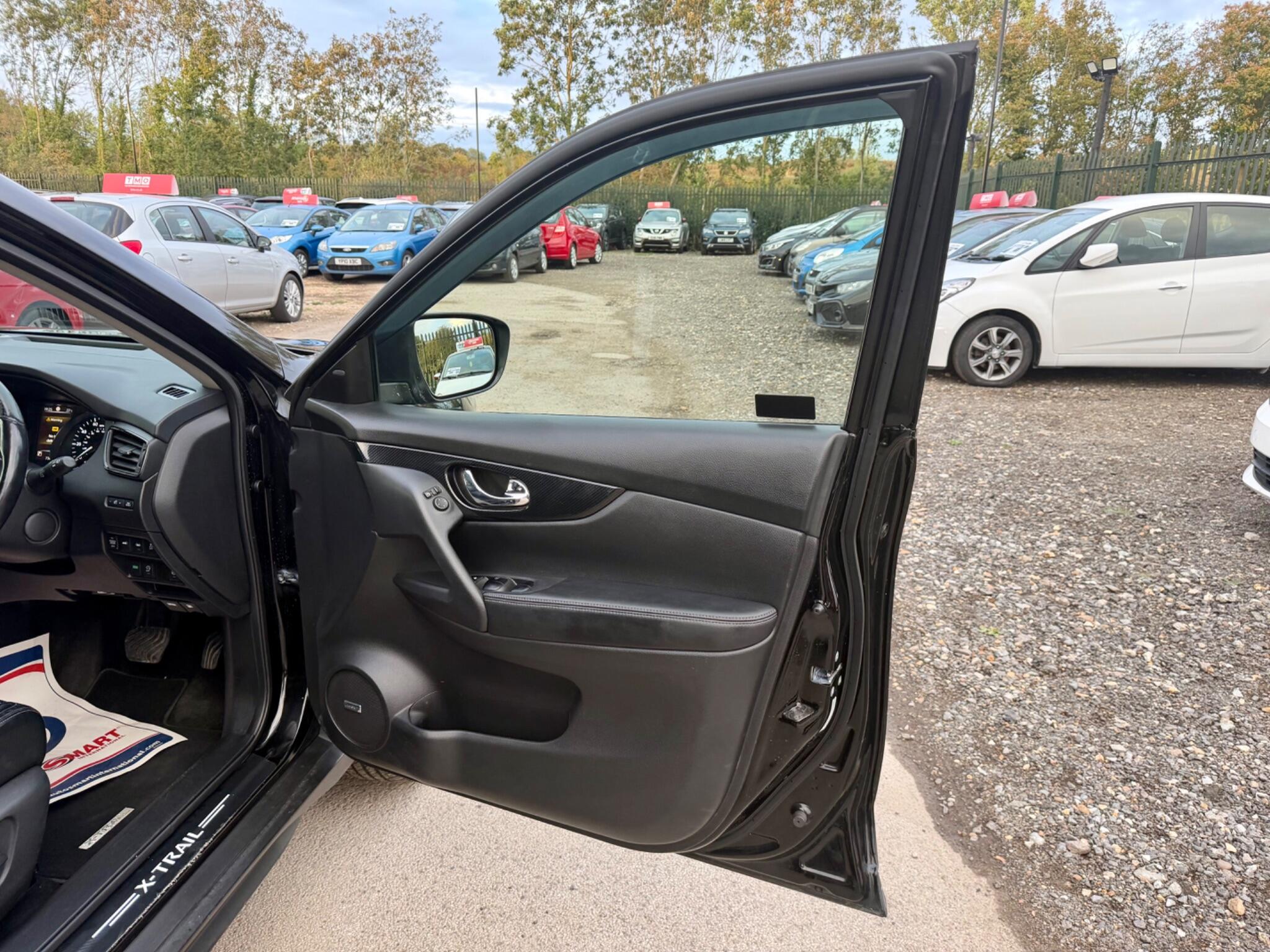 Nissan X-Trail view 44