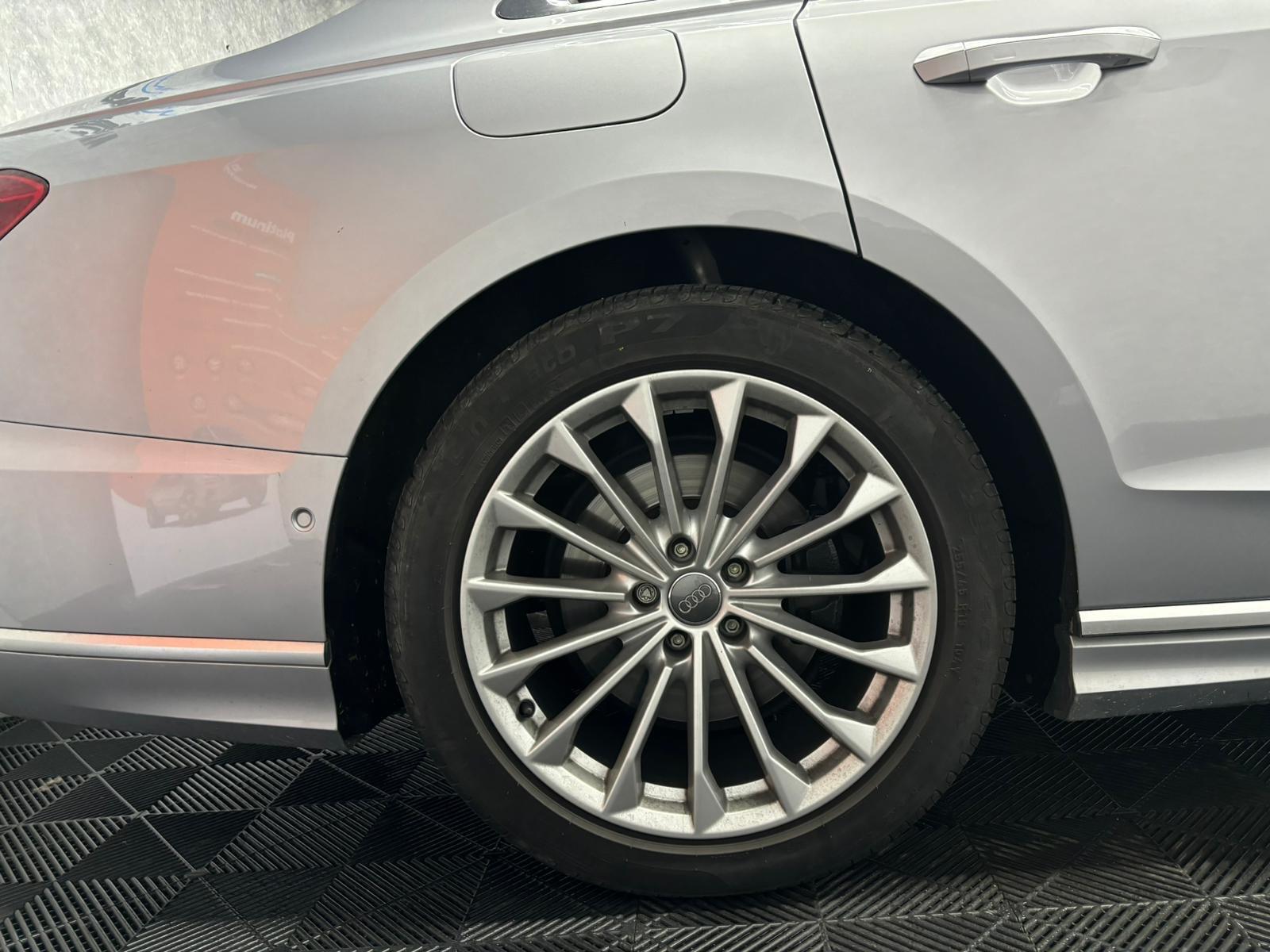 Audi A8 view 49