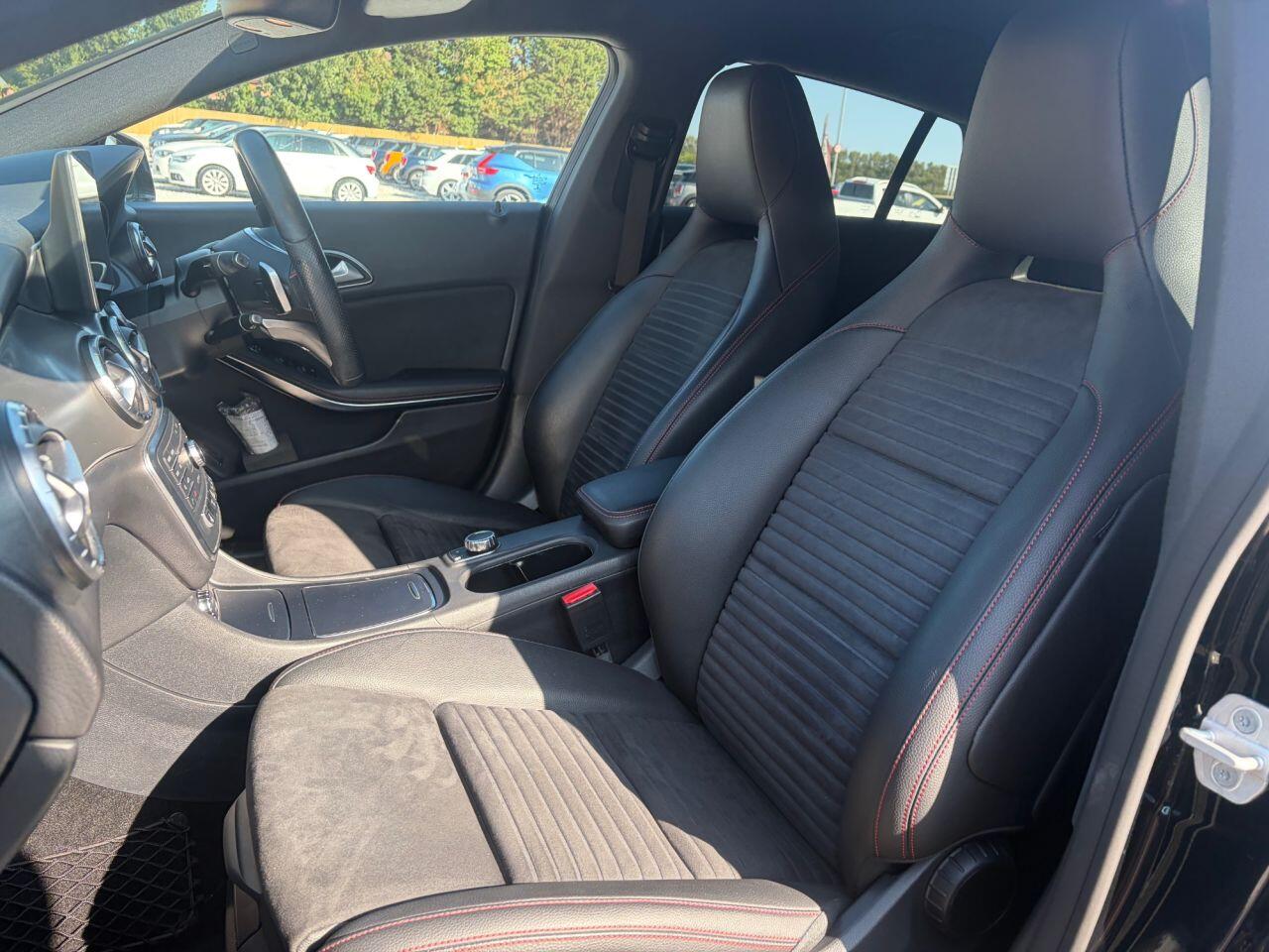 Mercedes-Benz Cla view 19