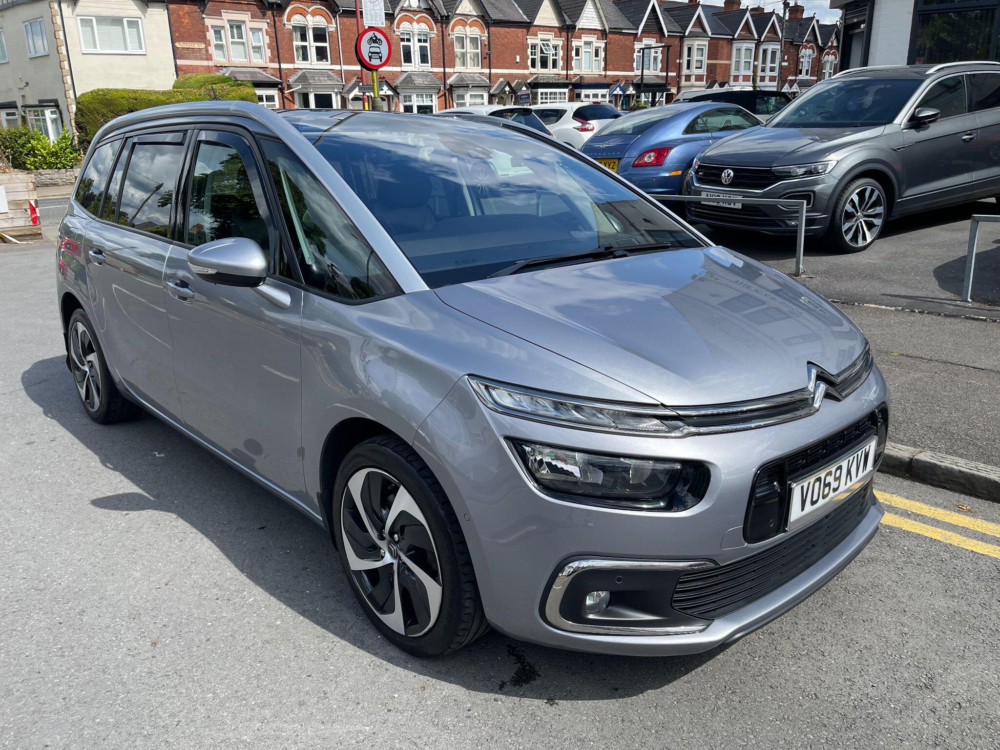 Citroen Grand C4 Spacetourer view 11