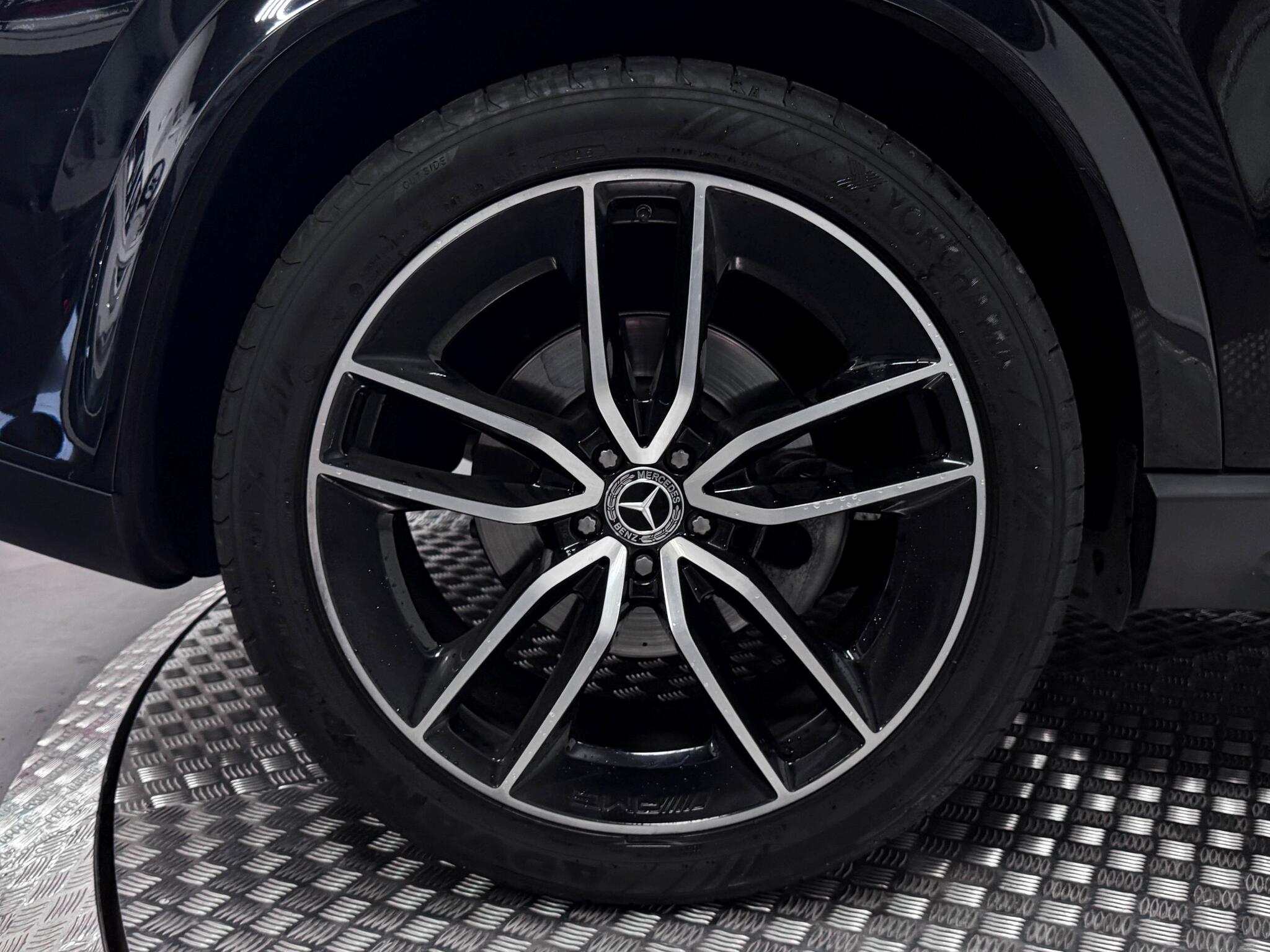 Mercedes-Benz Gle view 70