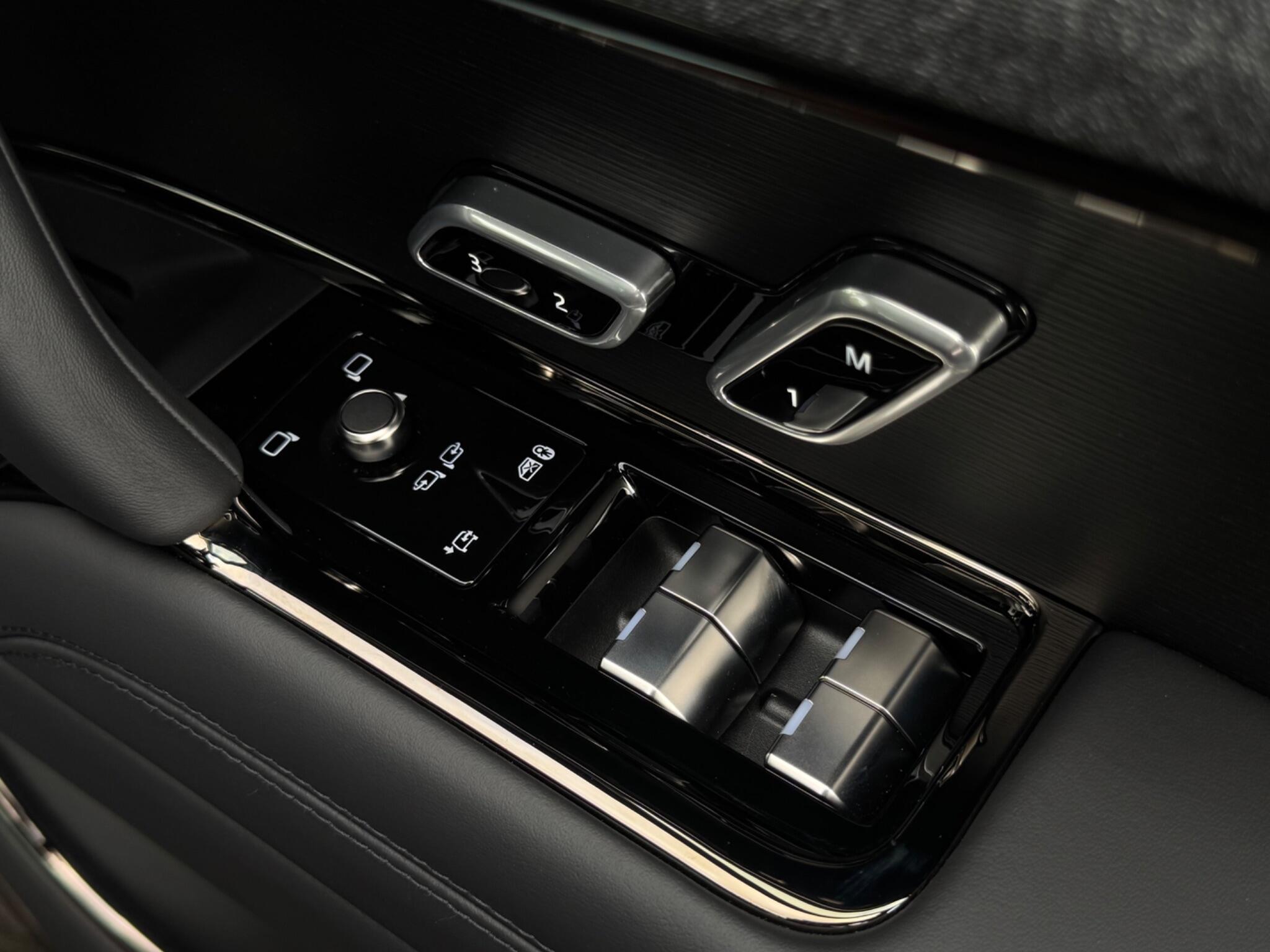Land Rover Range Rover Sport view 56