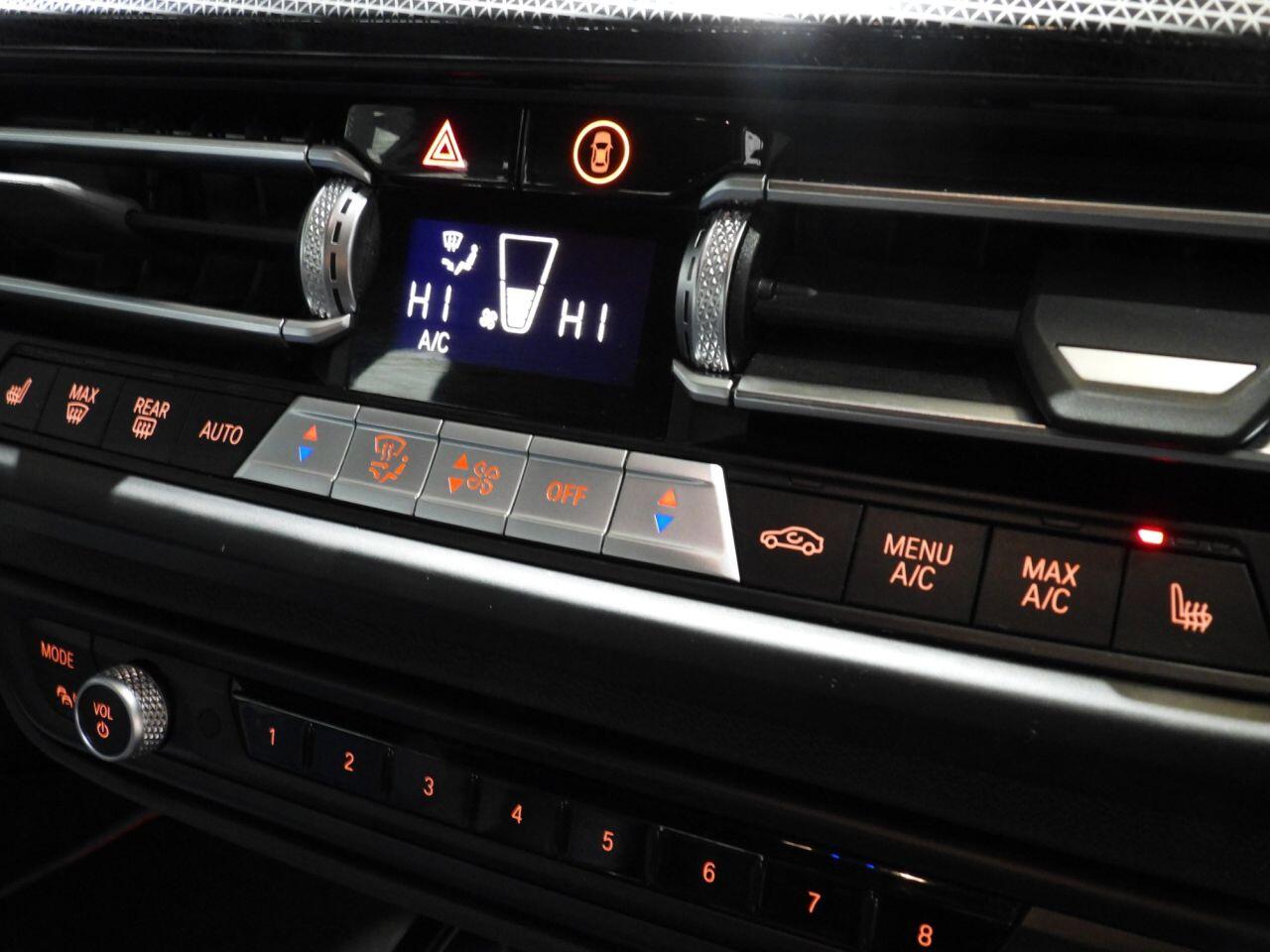 BMW 2 Series view 28