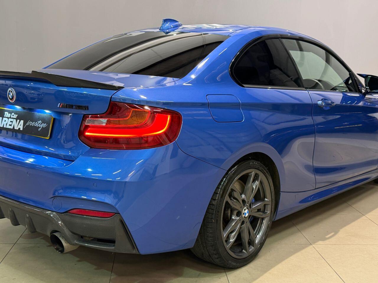 BMW 2 Series view 8