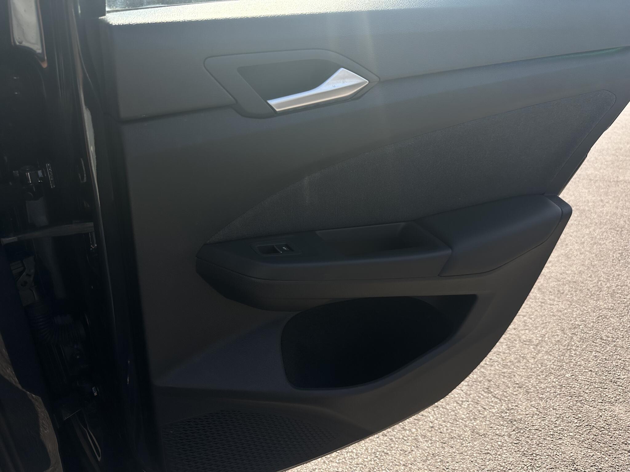 Volkswagen Golf view 23