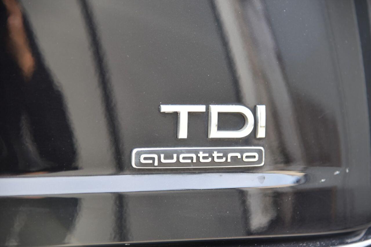 Audi Q7 view 58