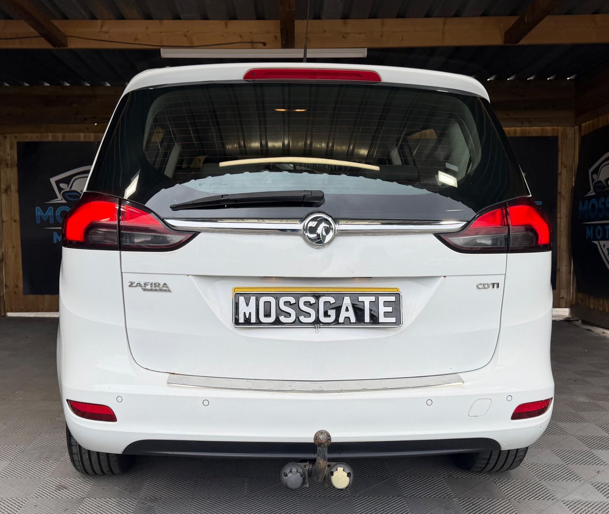 Vauxhall Zafira Tourer view 10