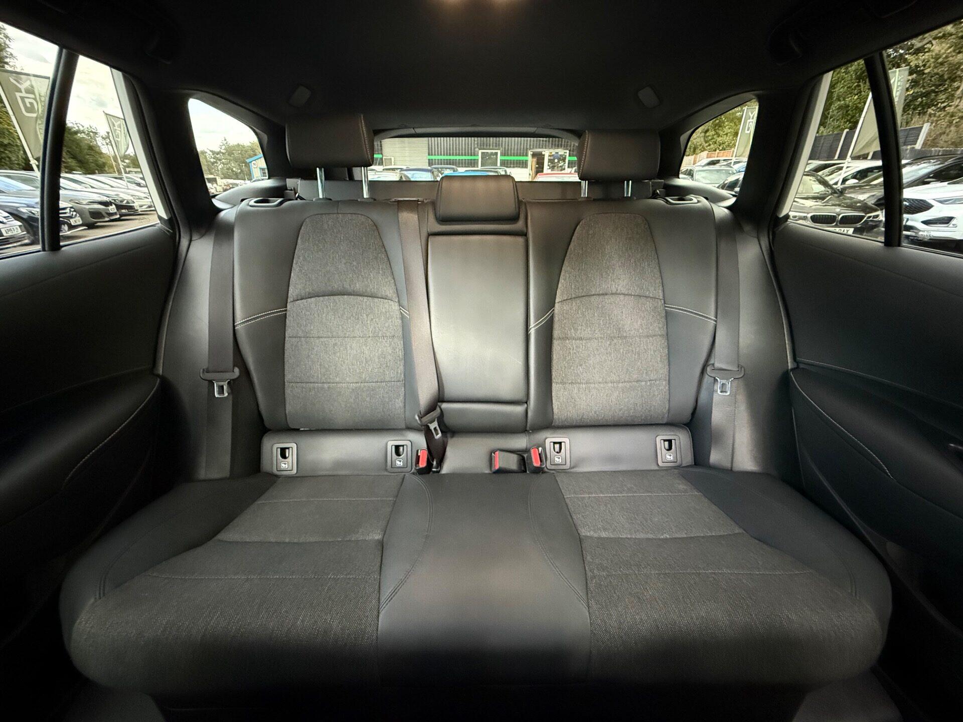 Toyota Corolla view 16