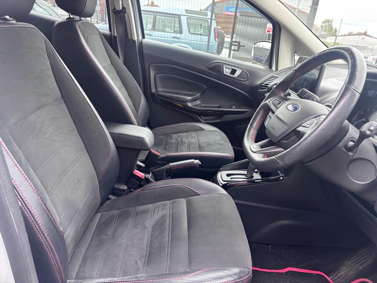 Ford EcoSport view 10