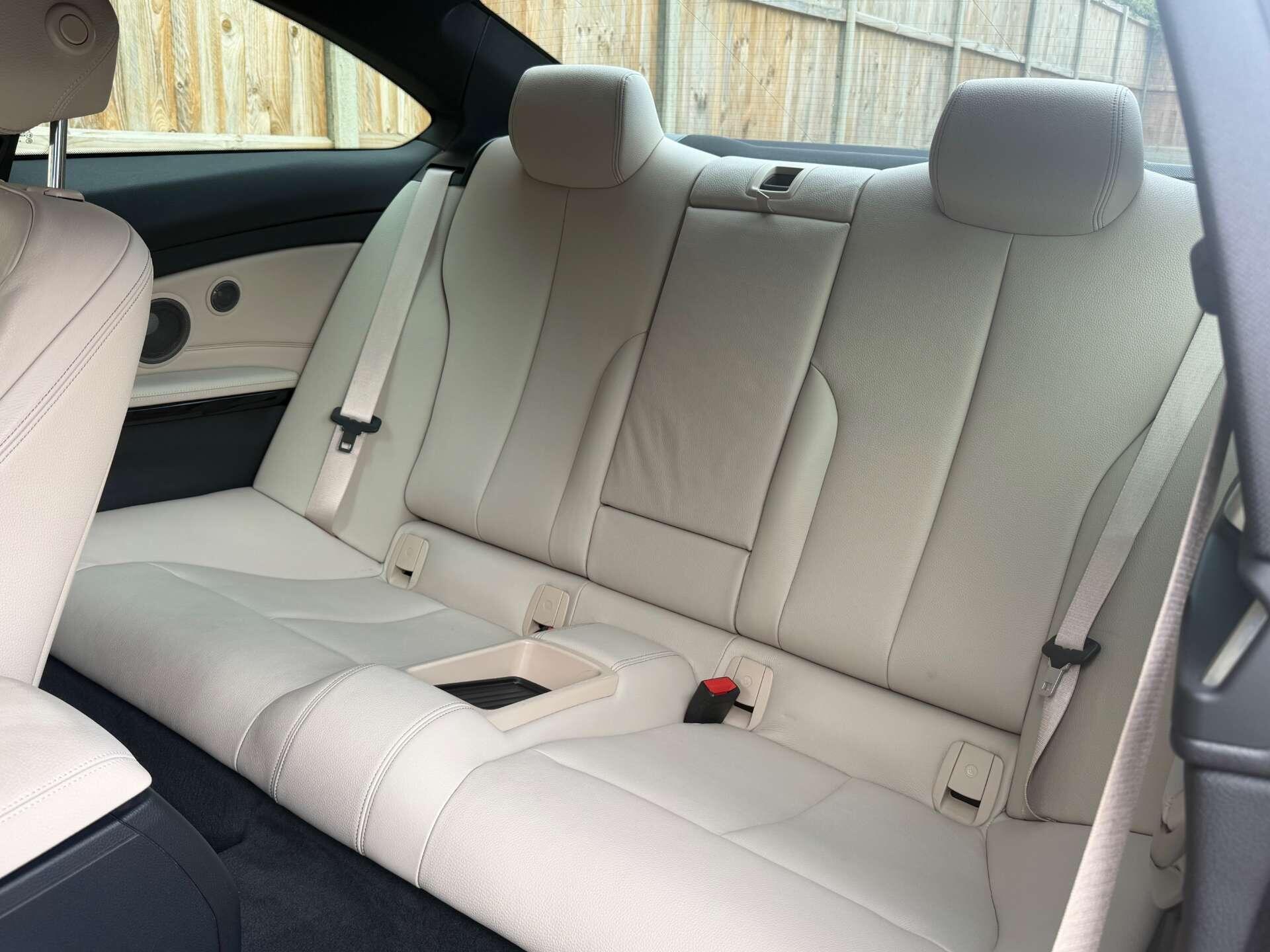 BMW 4 Series view 18