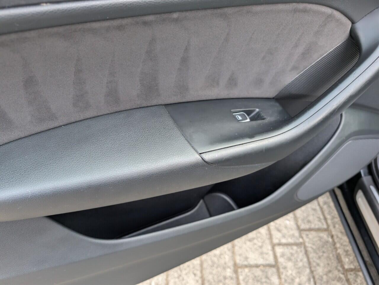 Audi Q3 view 39